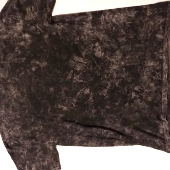 Aaliyah Princess of R&B Black Washed Shirt Size L **NWOT - Picture 3 of 3